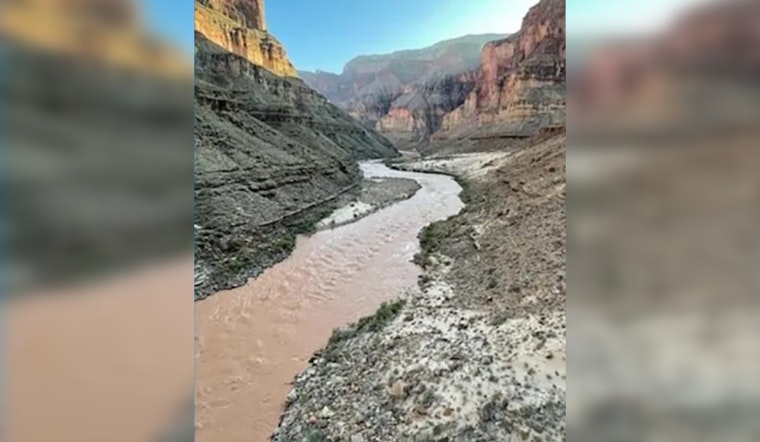Elderly Man Dies After Boat Capsizes at the Grand Canyon