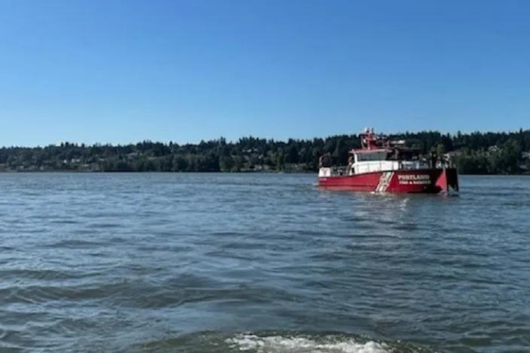 Elderly Man Dies in Wakeboarding Mishap on Columbia River near Portland