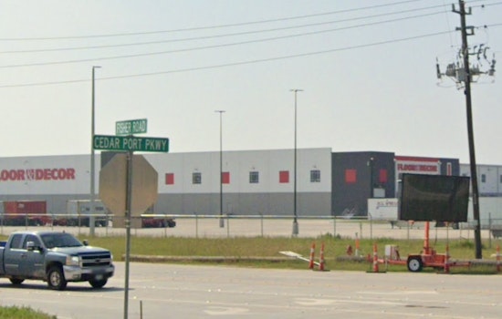 Fatal Crash Implicates Tesla Cybertruck in Baytown, Investigation Underway After Vehicle Catches Fire