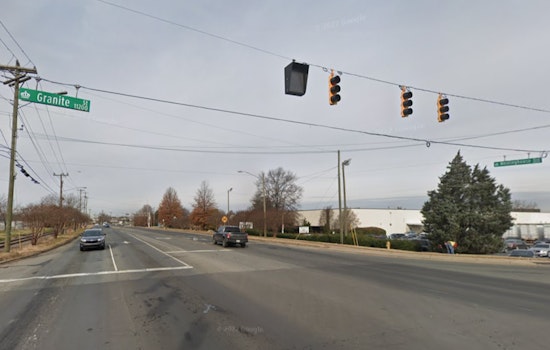 Fatal Early Morning Crash in Steele Creek Claims One Life, Charlotte Authorities Investigate