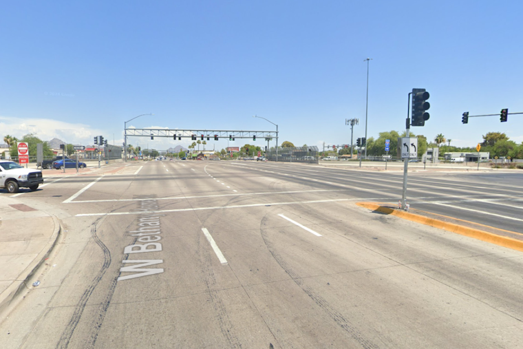 Fatal Single-Vehicle Crash on I-17 in Phoenix Results in Early Morning Road Closures