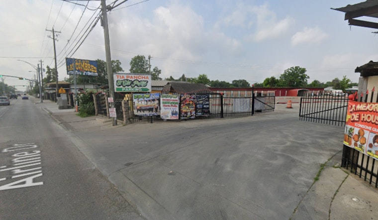 Firefighter Injured, Bystander Treated as Fire Ravages Tia Pancha Flea Market in North Houston