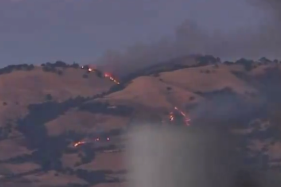 Firefighters Gain Upper Hand on East San Jose Quimby Fire as Evacuation Warnings Persist
