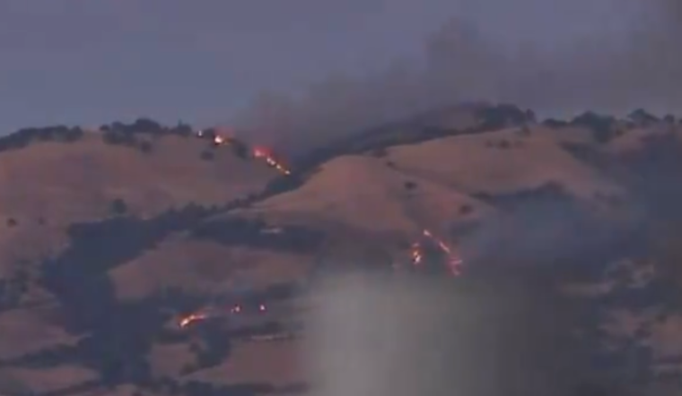 Firefighters Gain Upper Hand on East San Jose Quimby Fire as Evacuation Warnings Persist