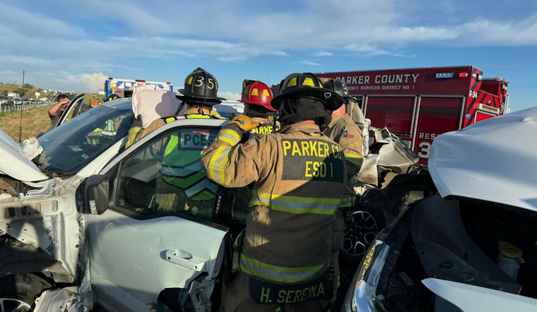 First Responders Tackle Complex Five-Vehicle Crash on I-20 Near Willow Park and Aledo