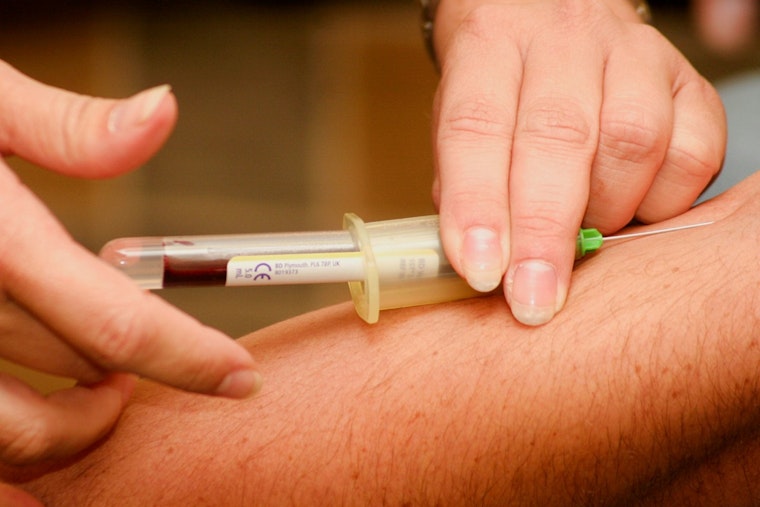 Florida Health Officials Urge Blood Donations in Orlando After OneBlood Cyberattack Disrupts Supply