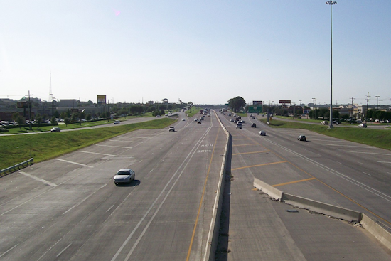 Fox Avenue Exit on I-35E Reopens Following Investigation of Northbound Collision Near Lewisville