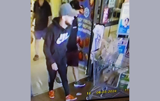 Franklin Police Alert Shoppers to Credit Card Skimmers at Local Kroger Stores, Search for Suspects Underway