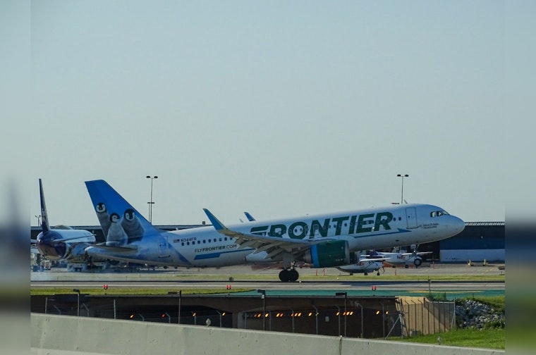 Frontier Airlines Launches New Phoenix to Hollywood Burbank Route