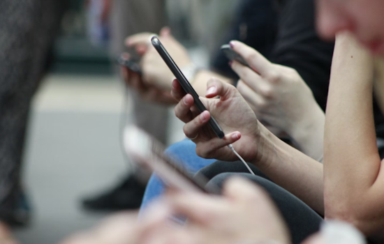 Governor Newsom Calls for Immediate Cell Phone Restrictions in California Schools to Enhance Learning and Mental Health