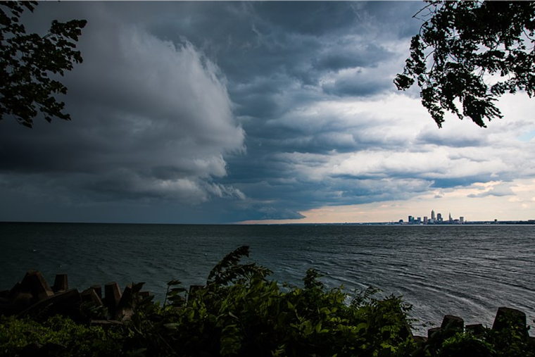 Great Lakes Forecast, Thunderstorms and Cool Shift as Cold Front Sweeps Through, Cleveland Weather Service Advises Caution for Lake Erie Mariners