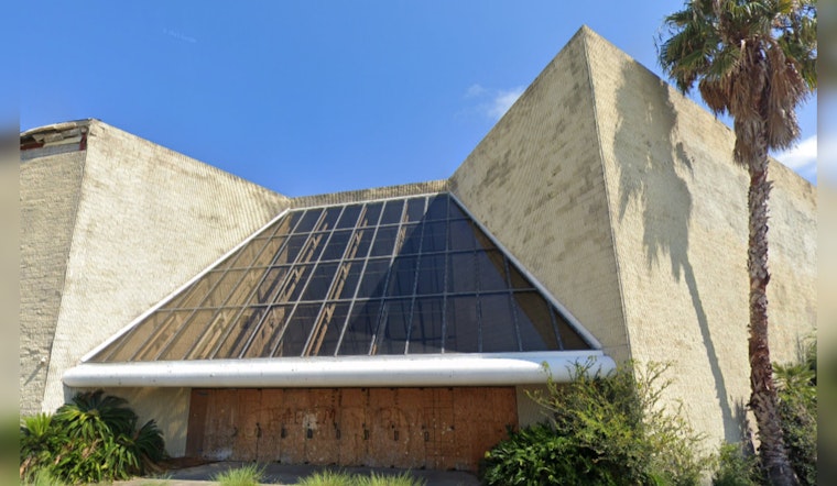 Greenspoint Mall in Houston to Close After 48 Years Despite Some Businesses' Resilience