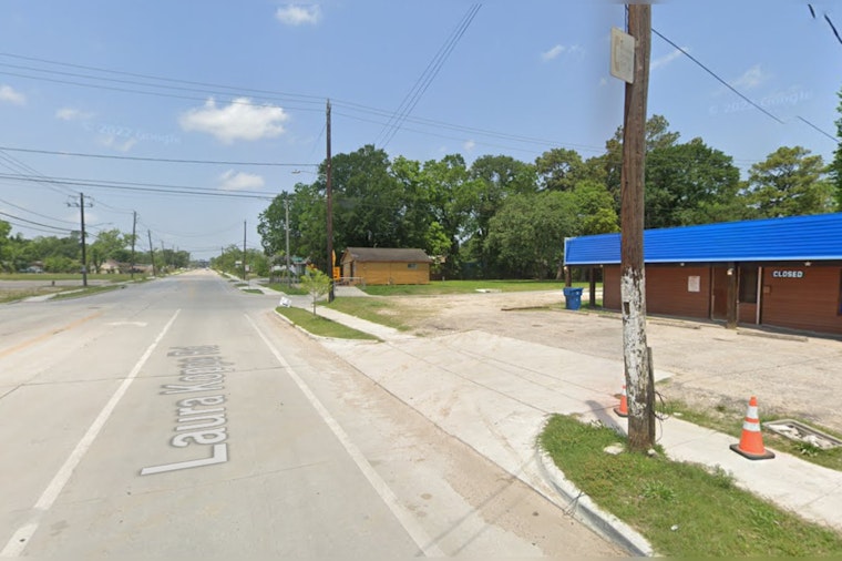 Gunfire Erupts Outside Houston Club Following Altercation, Police Search for Gunman