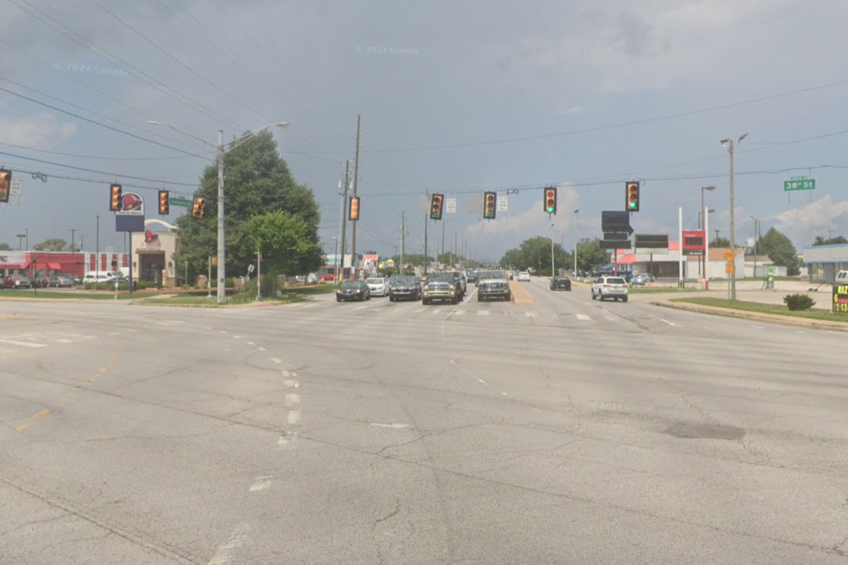 Gunshot Victim Found in Morning Car Crash, Indianapolis Police
