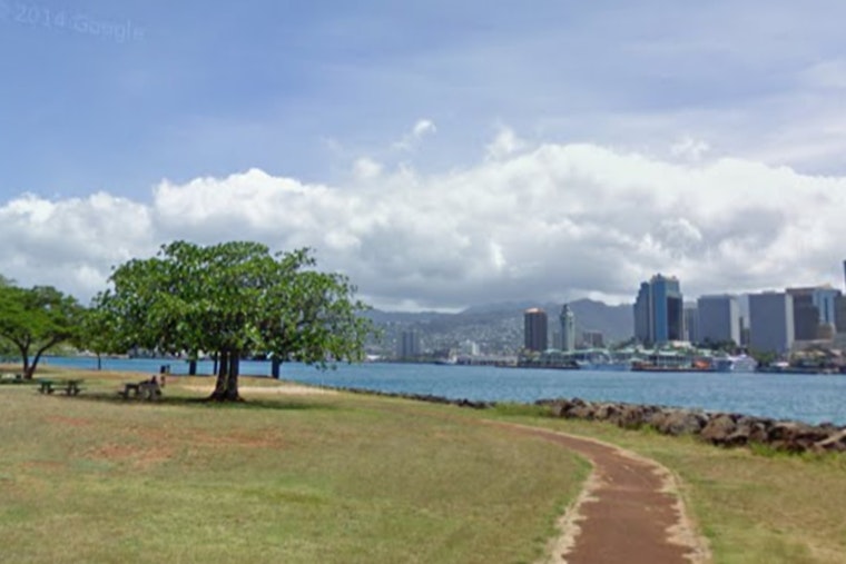 Hawaii's Sand Island Shuts Down Camping Due to Rampant Rule-Breaking