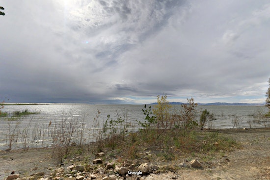 Heroic Tragedy at Willard Bay as Father Dies After Saving Son Who Rescued Woman Amid Storm