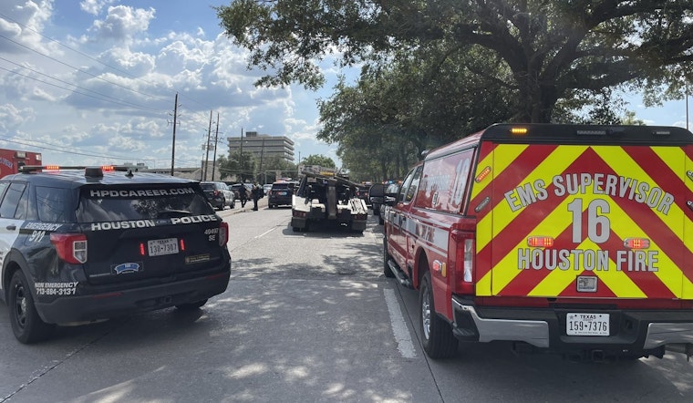 High-Speed Chase in Southwest Houston Ends with Arrest of Jugging Suspects and Two Officers Injured