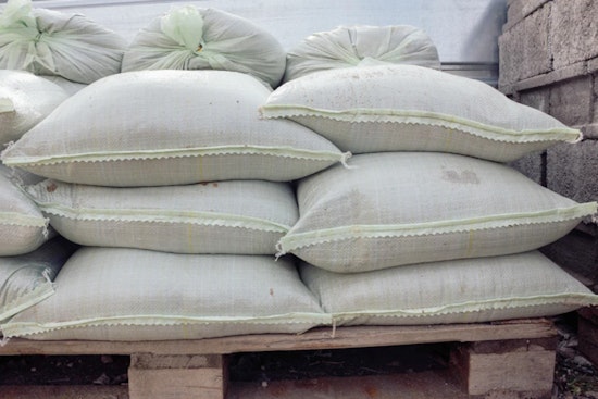 Hillsborough County Distributes Sandbags to Combat Upcoming Tropical Wave Flooding Risks