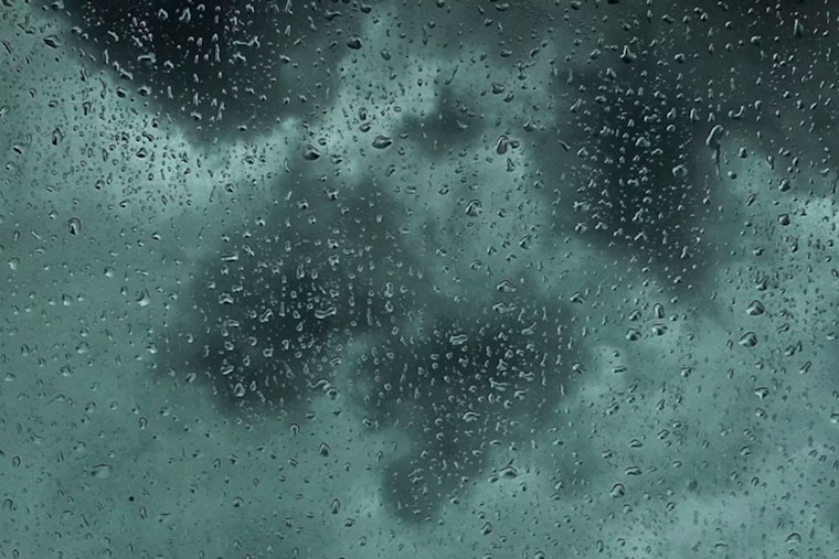 Honolulu Braces for Potential Hurricane, Residents Urged to Prepare for Wet, Windy Weekend