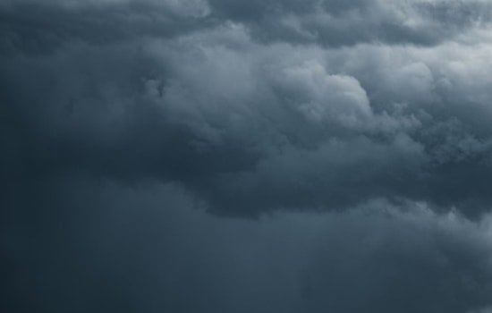 Honolulu Braces for Variable Weather with Easing Trade Winds, Rain Showers, and Elevated Surf in the Forecast