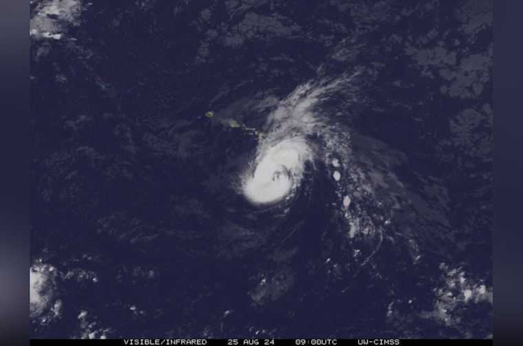 Honolulu on Alert as Hurricane Hone Brushes Past Big Island with Damaging Winds and Heavy Rains Expected