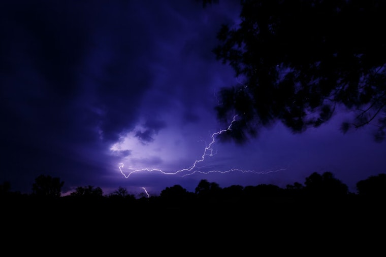 Houston Braces for Week of Showers and Thunderstorms; Severe Weather Alert for Central U.S. Regions