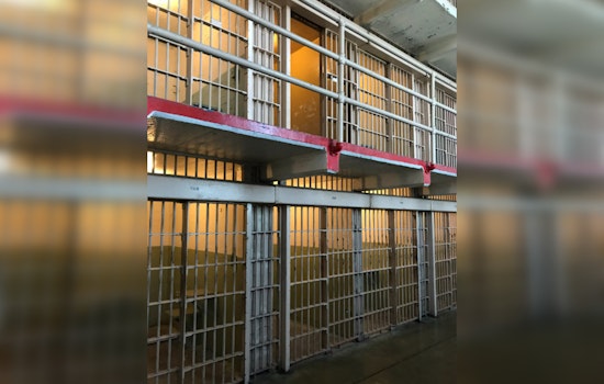Houston Felon Sentenced to Over Three Years for Illegal Machine Gun Possession