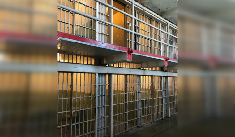 Houston Felon Sentenced to Over Three Years for Illegal Machine Gun Possession