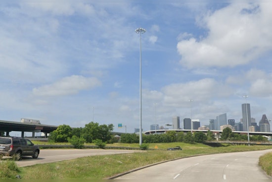 Houston Hit by Heat Advisory as Temperatures Near 100 Degrees; Storms Possible, NWS Warns