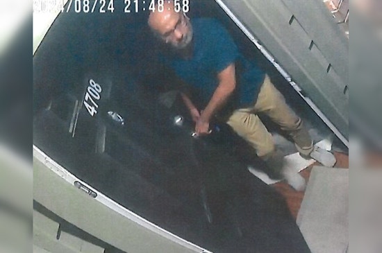 Houston Police Launch Manhunt for Suspect in Young Woman's Fatal Shooting on West Airport Blvd