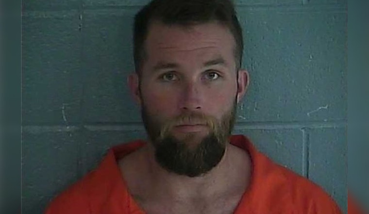 Humphreys County Deputies on the Hunt for Suspected Felon James Eric Warden