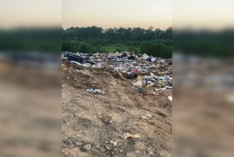Jonesboro Beauty Mart Eviction Sparks Parking Lot Frenzy as Merchandise Scattered
