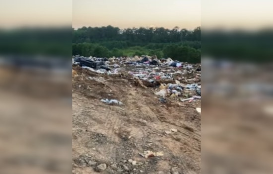Jonesboro Beauty Mart Eviction Sparks Parking Lot Frenzy as Merchandise Scattered