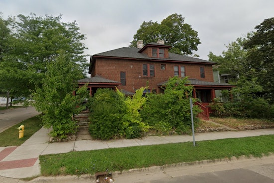 Kalamazoo Firefighters Tame Historic Building Blaze on Westnedge Avenue, No Injuries Reported