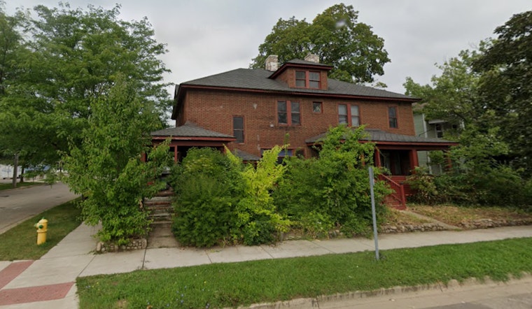 Kalamazoo Firefighters Tame Historic Building Blaze on Westnedge Avenue, No Injuries Reported