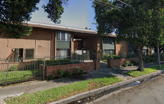 LAFD Extinguishes Reseda Apartment Complex Fire in Under 30 Minutes, Saving Residents and Properties