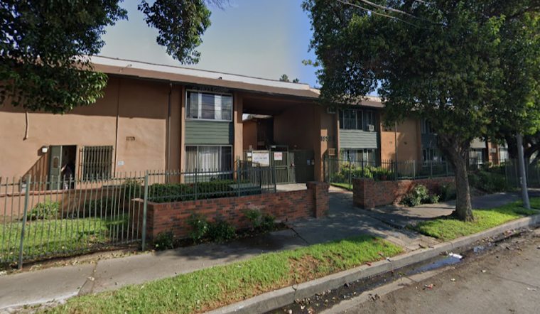 LAFD Extinguishes Reseda Apartment Complex Fire in Under 30 Minutes, Saving Residents and Properties