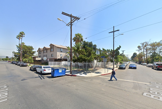 LAFD Successfully Rescues Tree Trimmer Stranded 40 Feet High in North Hollywood