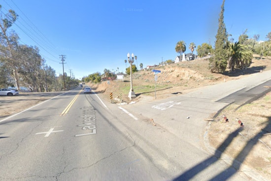 Lake Elsinore Incident: Pedestrian Fatally Struck at Lakeshore Drive, Authorities Investigate