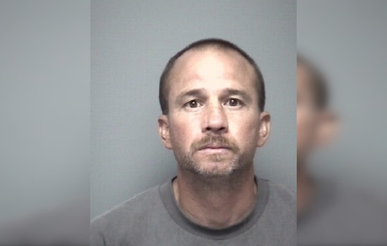 Lake Havasu City Rocked by Double Robbery, Suspect Arrested after Flinging Cash Mid-Pursuit