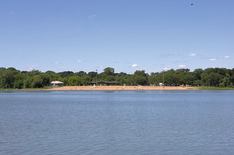 Lake Nokomis Beaches Open Again, Minneapolis Park Board Lifts Algae-Related Advisories