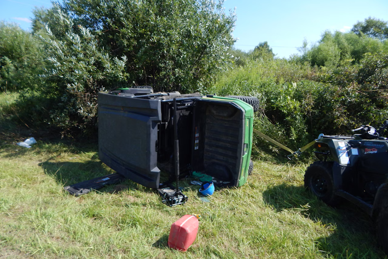 Lapeer County Tragedy: 14-Year-Old Dies in John Deere Gator Rollover Accident Despite Rescue Efforts