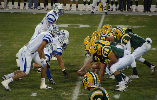 Las Cruces vs. Mayfield: Storied Rivals Kick Off Season with Epic Clash at Field of Dreams