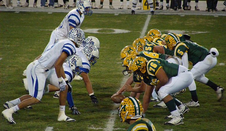 Las Cruces vs. Mayfield: Storied Rivals Kick Off Season with Epic Clash at Field of Dreams