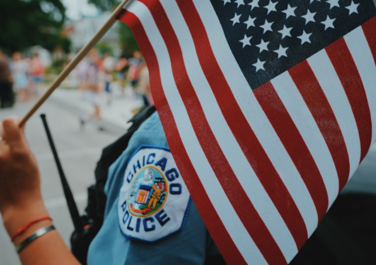 "Light the Line", Mother of Fallen Officer Mobilizes Support for Chicago Police During DNC