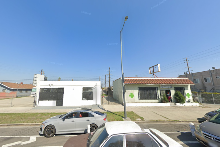 Los Angeles Firefighters Successfully Douse Major Blaze at Vacant Building on South Broadway Street