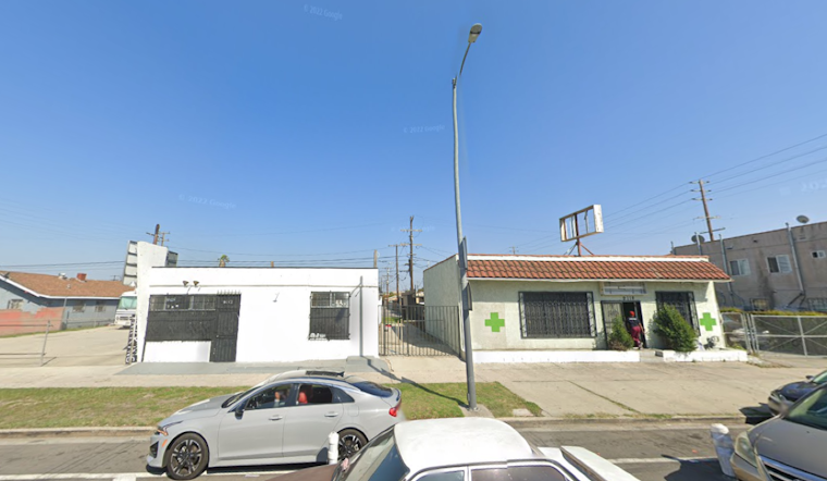 Los Angeles Firefighters Successfully Douse Major Blaze at Vacant Building on South Broadway Street