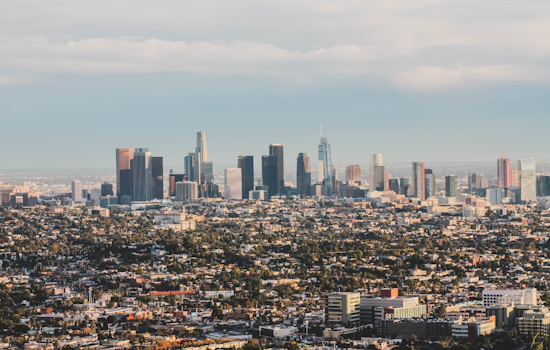 Los Angeles Welcomes Persistent Sunny Skies and Mild Temperatures as Summer Ends
