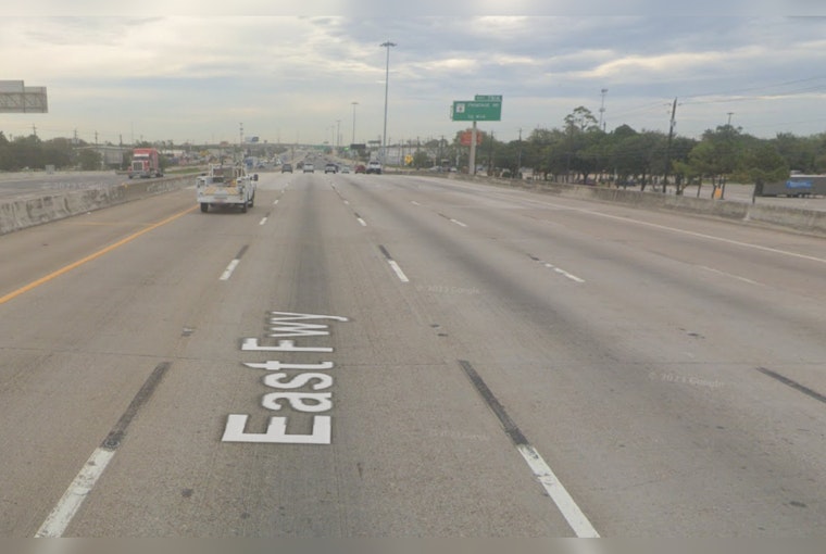 Major Vehicle Accident on East Freeway Near Freeport Blvd in East Houston Disrupts Traffic, Injures Three