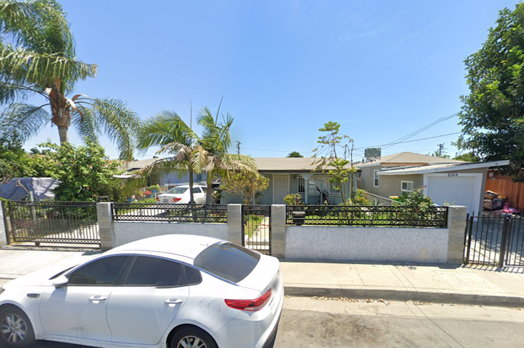 Man Fatally Shot by Deputies in Paramount After Allegedly Advancing with Scissors